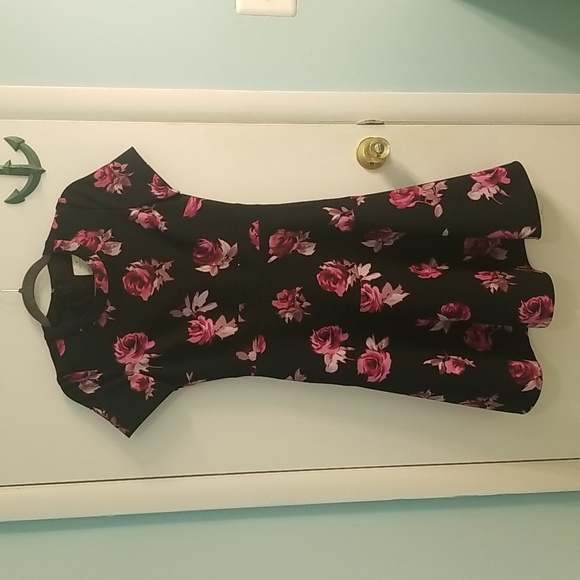 Kate Spade Encore Rose Crepe Dress Size 4 NWT - Picture 3 of 6